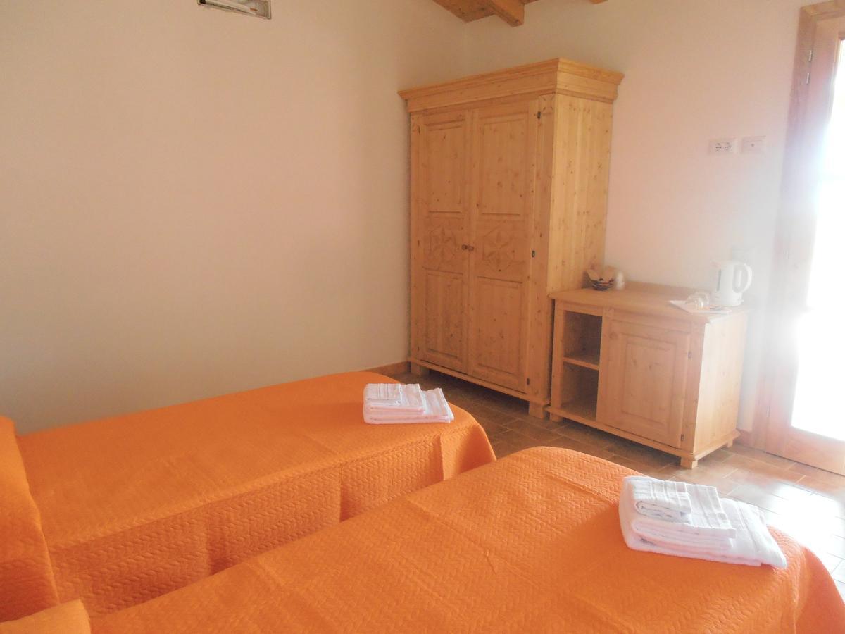 Azienda Agrituristica La Janna Di La Faj Budoni Eksteriør bilde